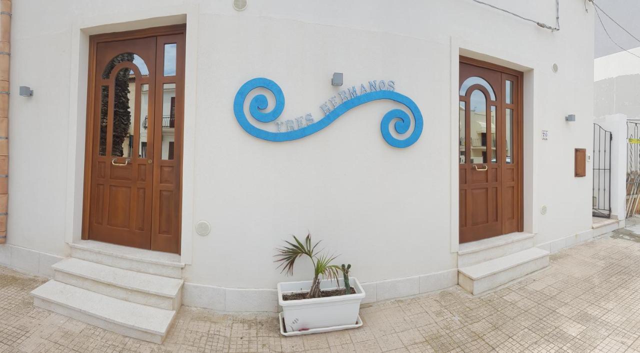 Tres hermanos San Vito Lo Capo Exterior foto
